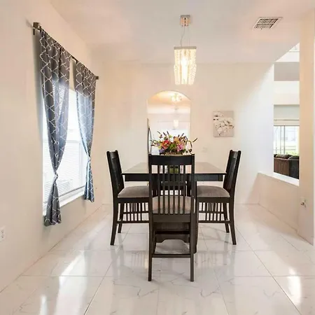Family-Friendly Davenport Home - 9 Mi To Disney!